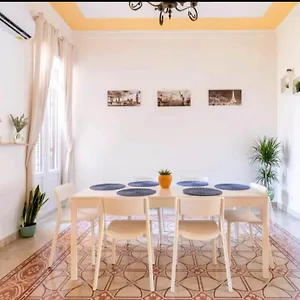 merlo-house.sicilyhotelsitaly.net/