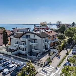 Peninsula Sirmione